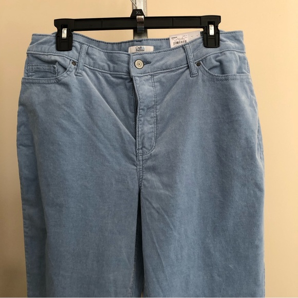 CROFT & BARROW WOMEN'S PANTS SIZE 14 LIGHT BLUE CORDUROY STRAIGHT LEG MID RISE - Picture 3 of 11